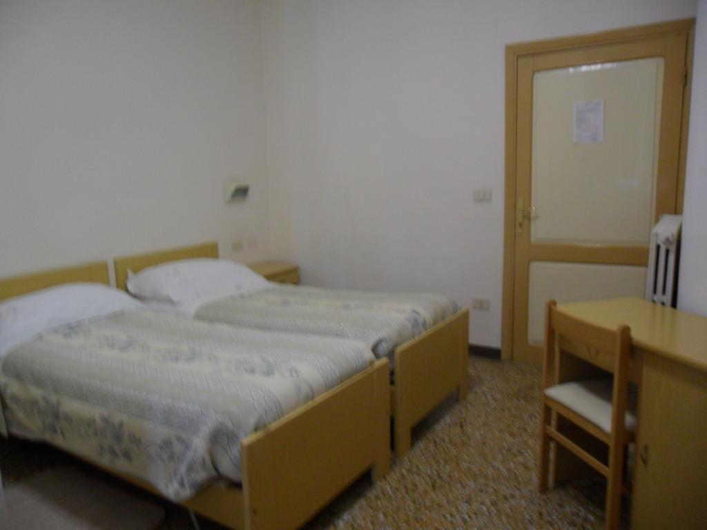 Albergo Giardino Badia Prataglia Cameră foto