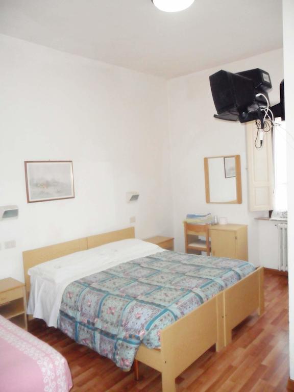 Albergo Giardino Badia Prataglia Cameră foto