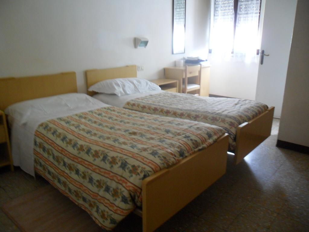 Albergo Giardino Badia Prataglia Cameră foto